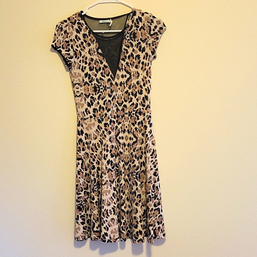 Kimchi Blue size XS cheetah print dress mesh Down front and back